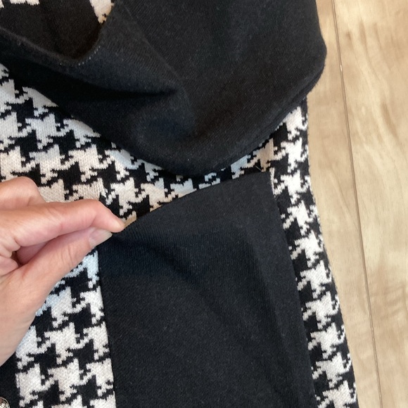 NWT Sioni Fringe Jacket/knit sweater - Picture 8 of 9